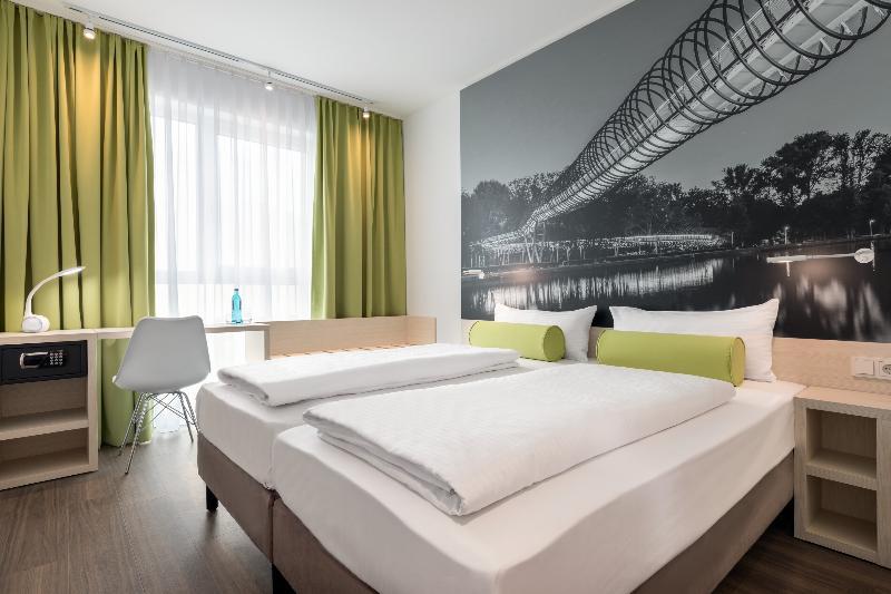 Hotel Super 8 By Wyndham Hamburg Mitte Zewnętrze zdjęcie